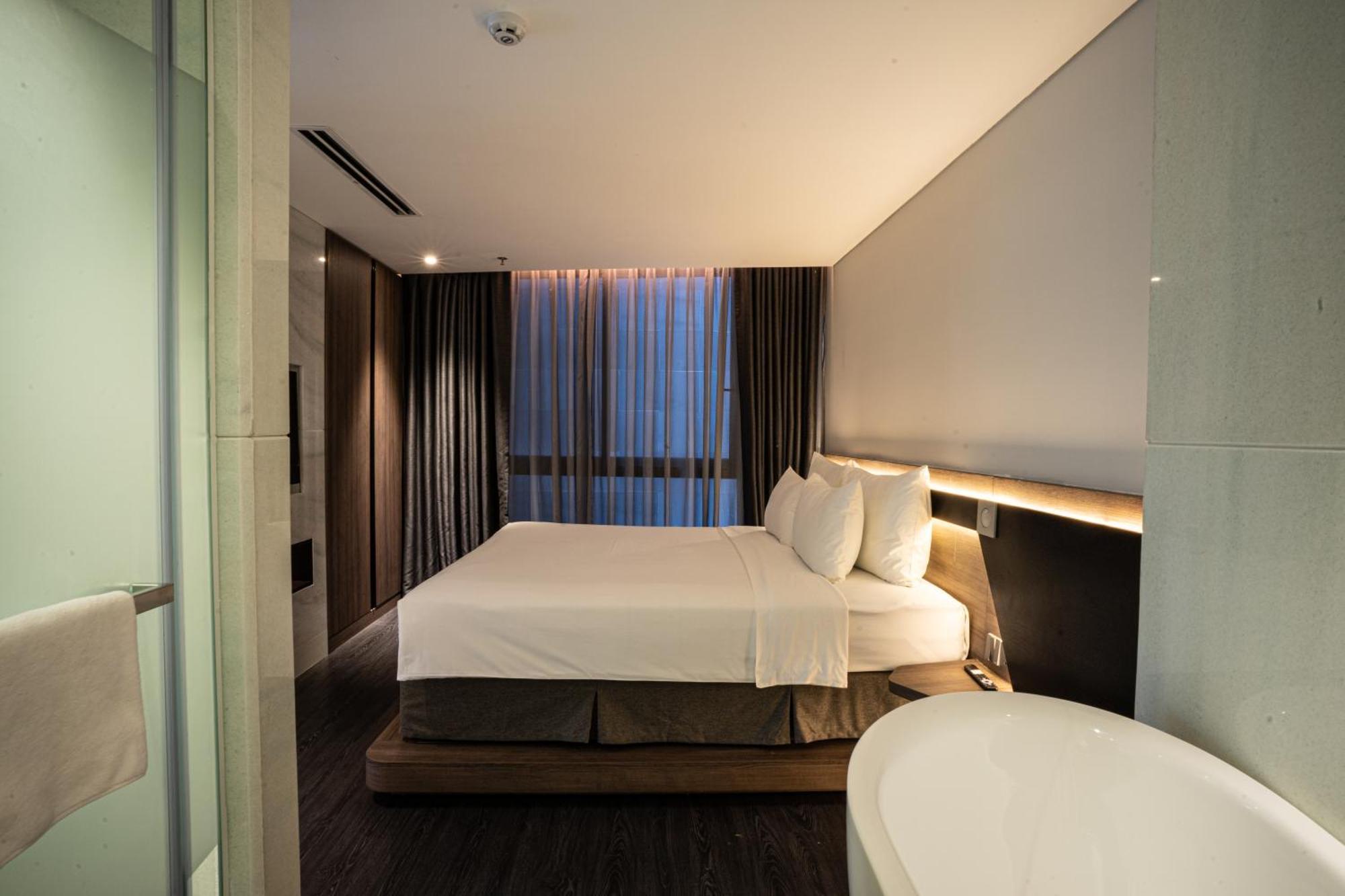 Draco Hotel&Suites Da Nang Habitación foto